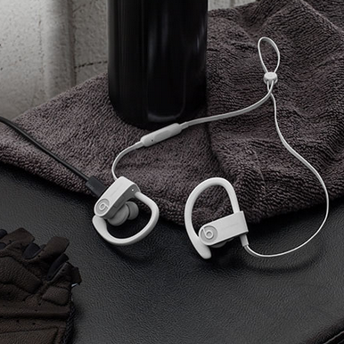 do the powerbeats 3 have the w1 chip